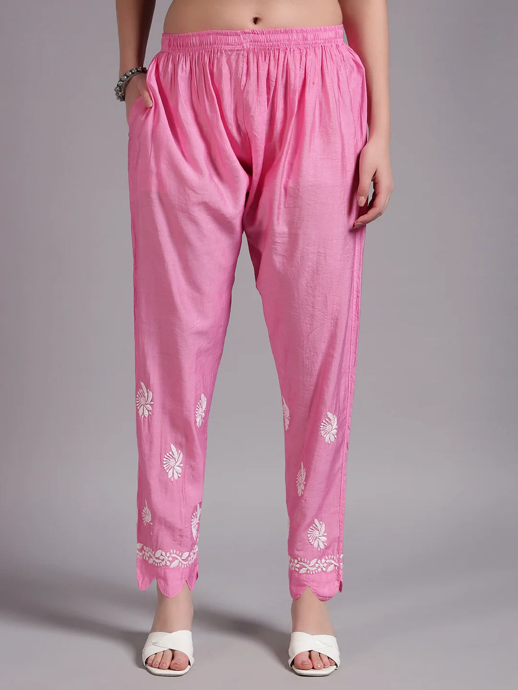 Luxury Pink Muslin Hand Embroidered Co-Ord Set for Women | Premium Muslin Kurti Pant Set