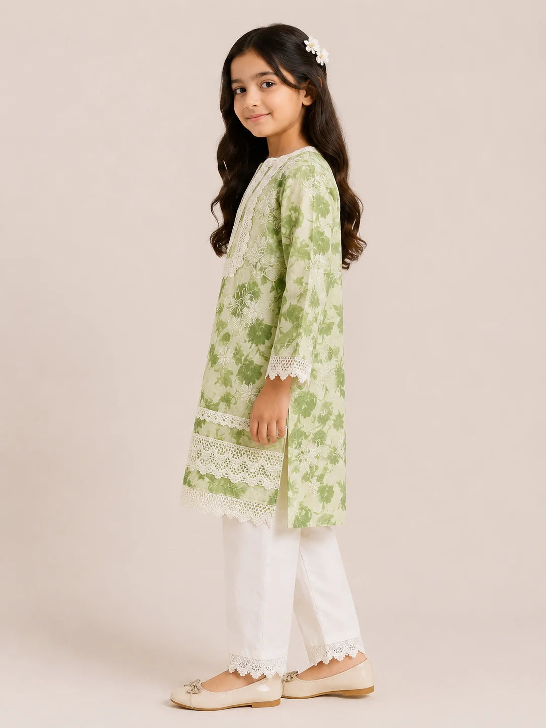 Girls Grey Floral Mumul Print Kurta Pant Set with Dupatta | Premium Kids Ethnic Wear | Tazaki Fashion